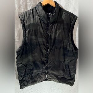 Faded Glory Black Puffer Vest - light Camo Black